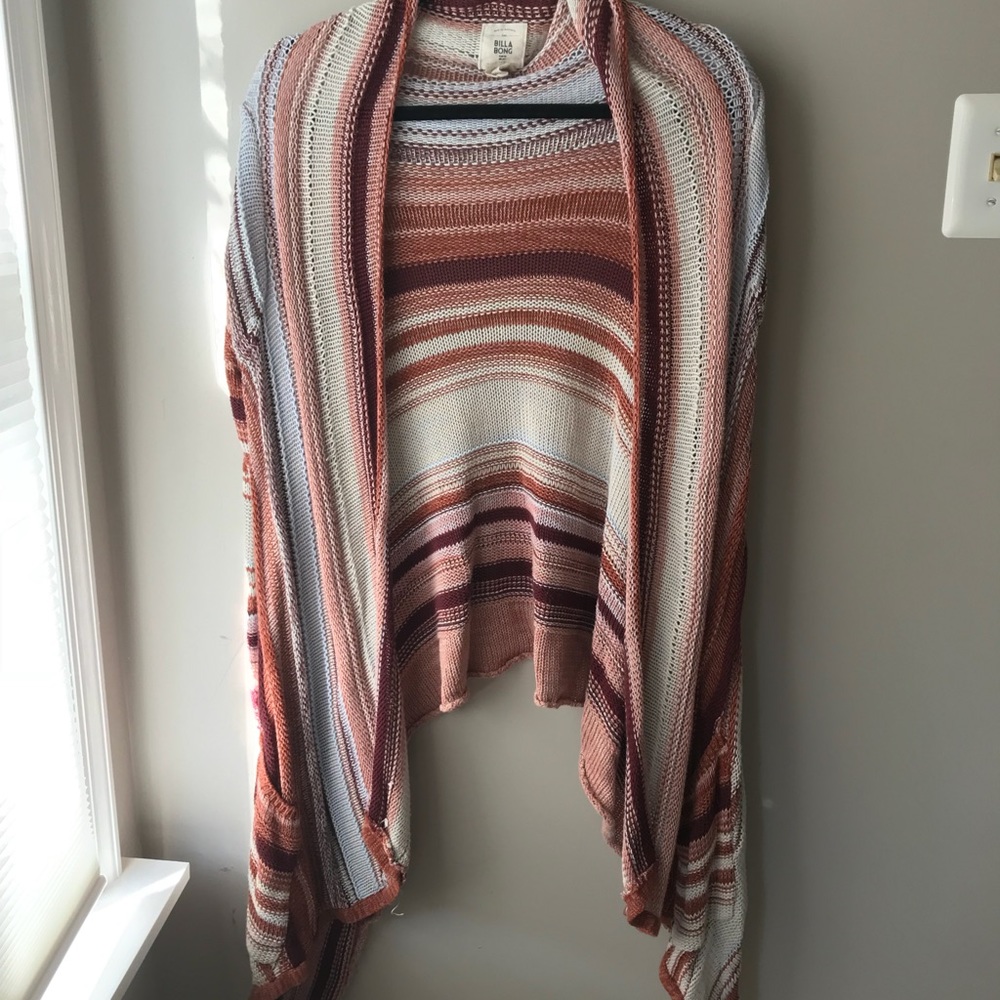 Billabong long sleeve sweater
